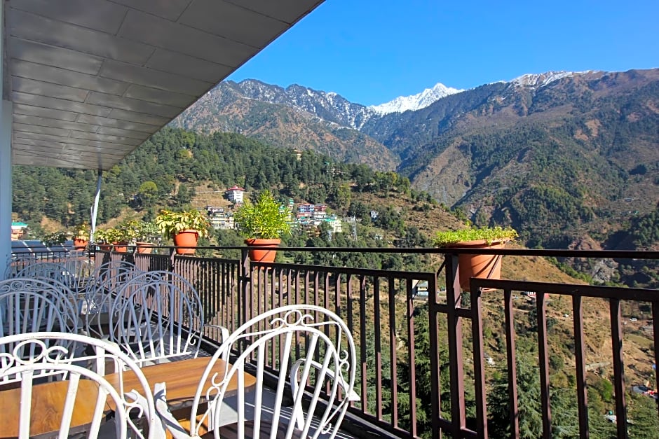 Hotel Holiday Hill