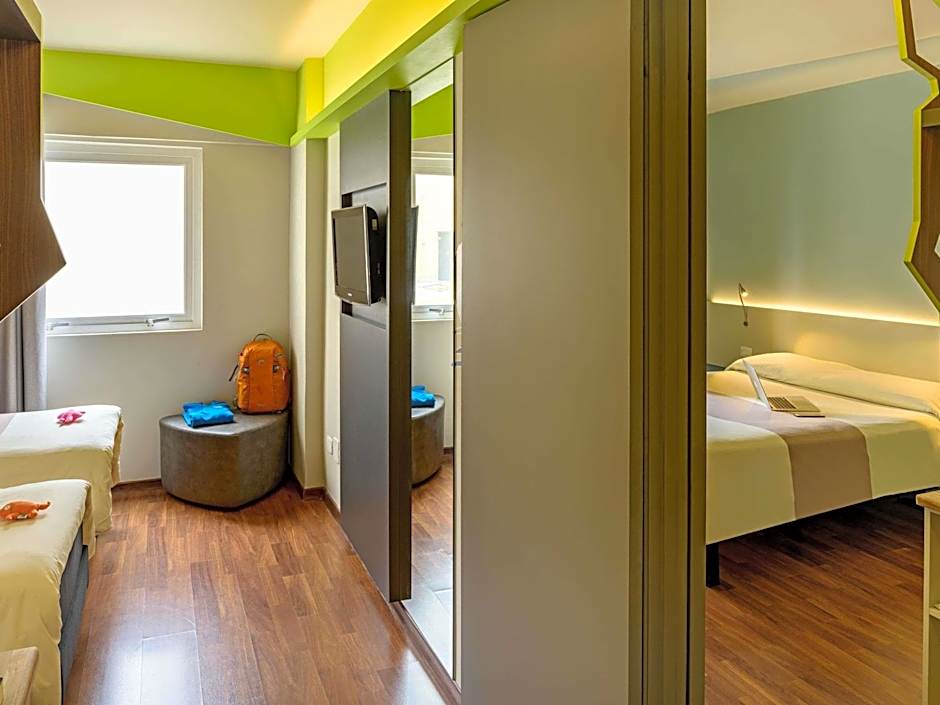 ibis Styles Curitiba Centro Civico