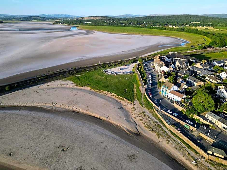 Ye Olde Fighting Cocks