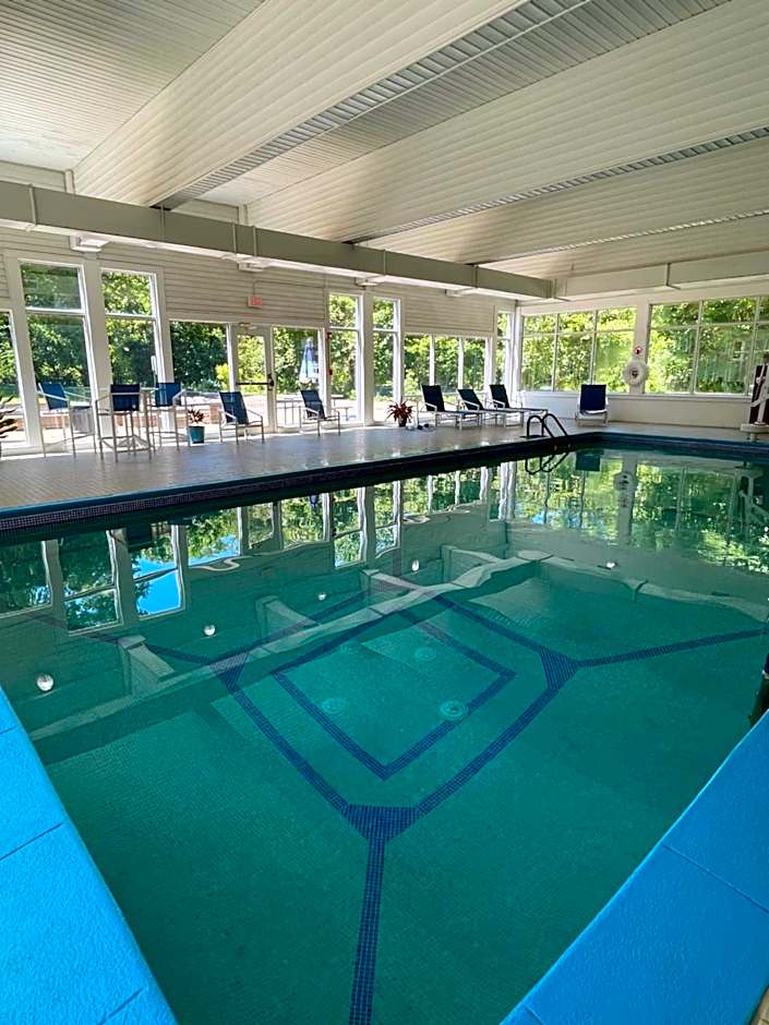 Iris Hotel Cape Cod