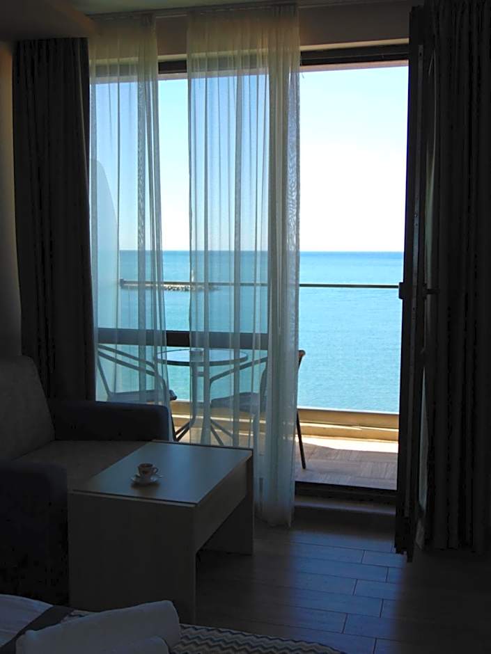 Royal Grand Hotel and Spa - All Inclusive and Free beach accsess