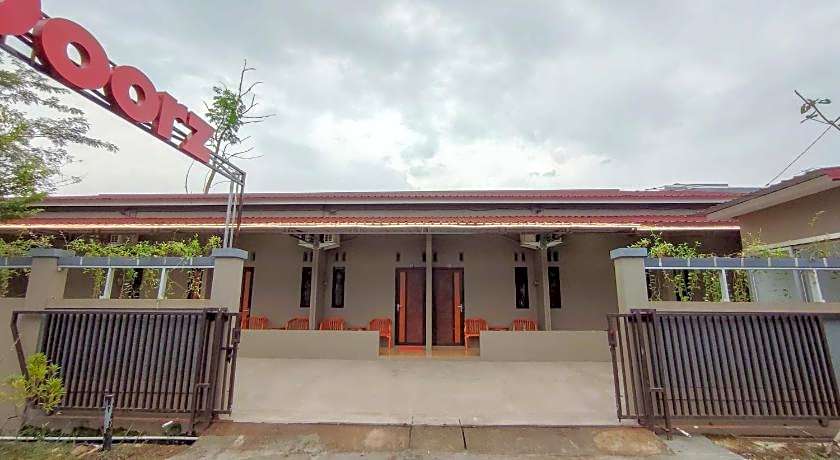 RedDoorz Syariah near Exit Tol Pemalang Comal 2