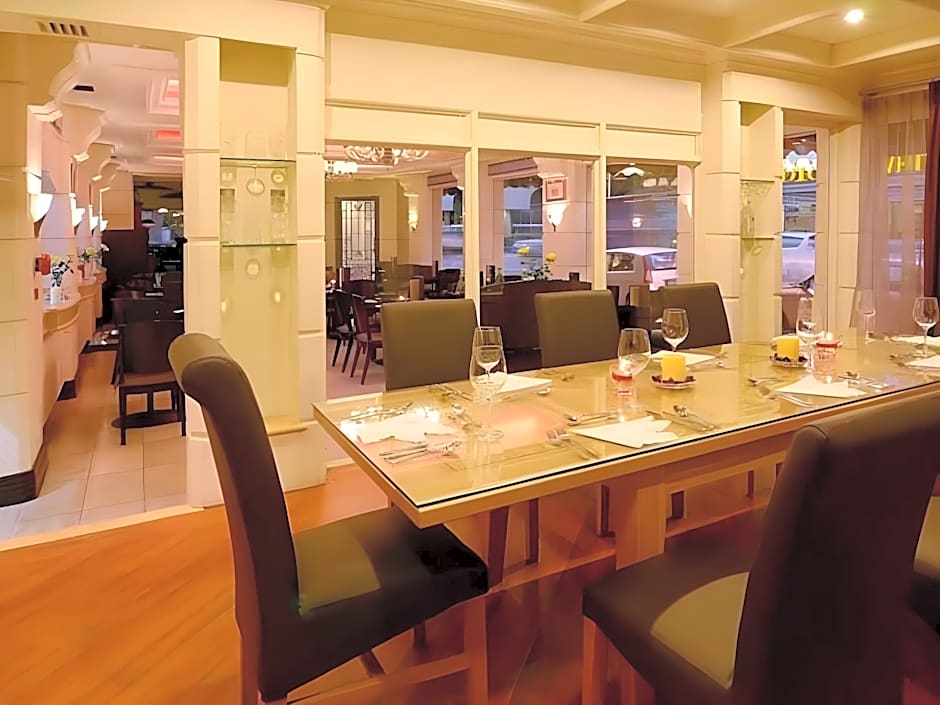 The Jesselton Hotel