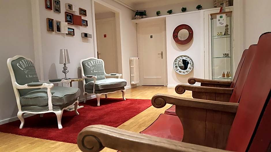 Petit Hotel