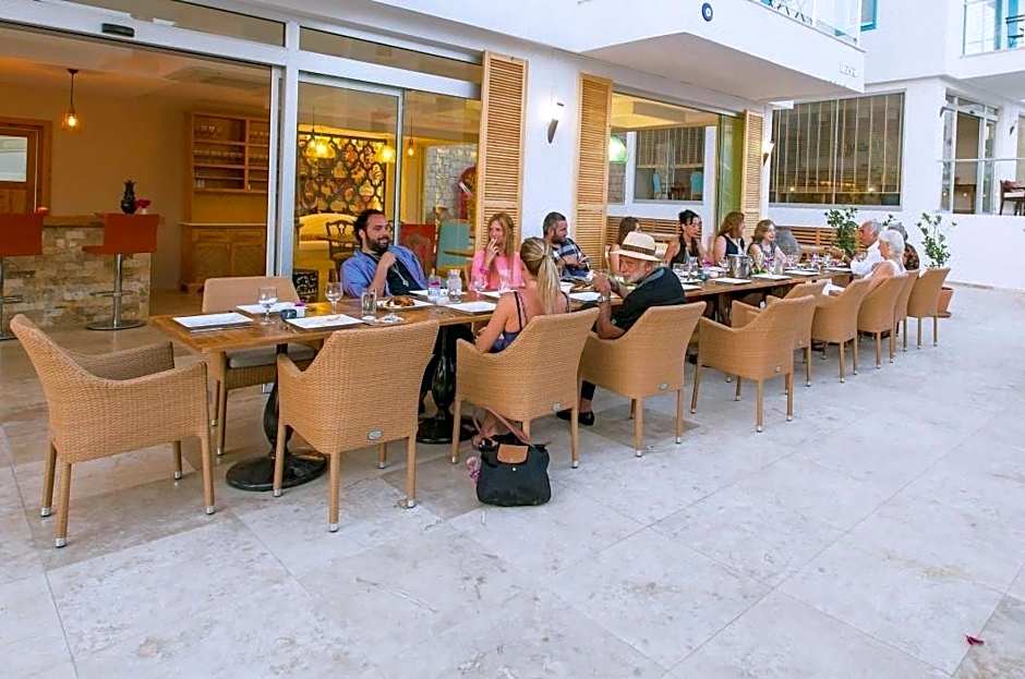 Saylam Suites