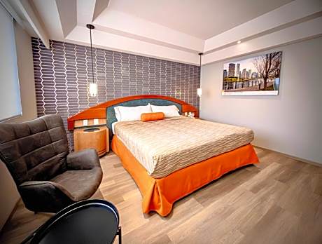 Superior King Room