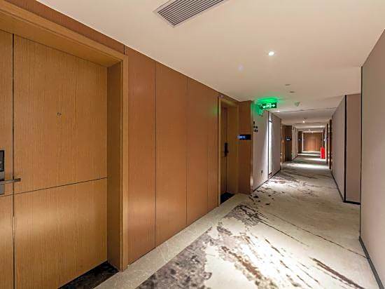 Wenhua International Apartment (Beijing Road Pedestrian Street Store)