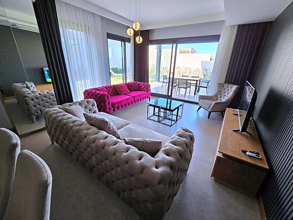 Ayayorgi süper havuzlu yeni