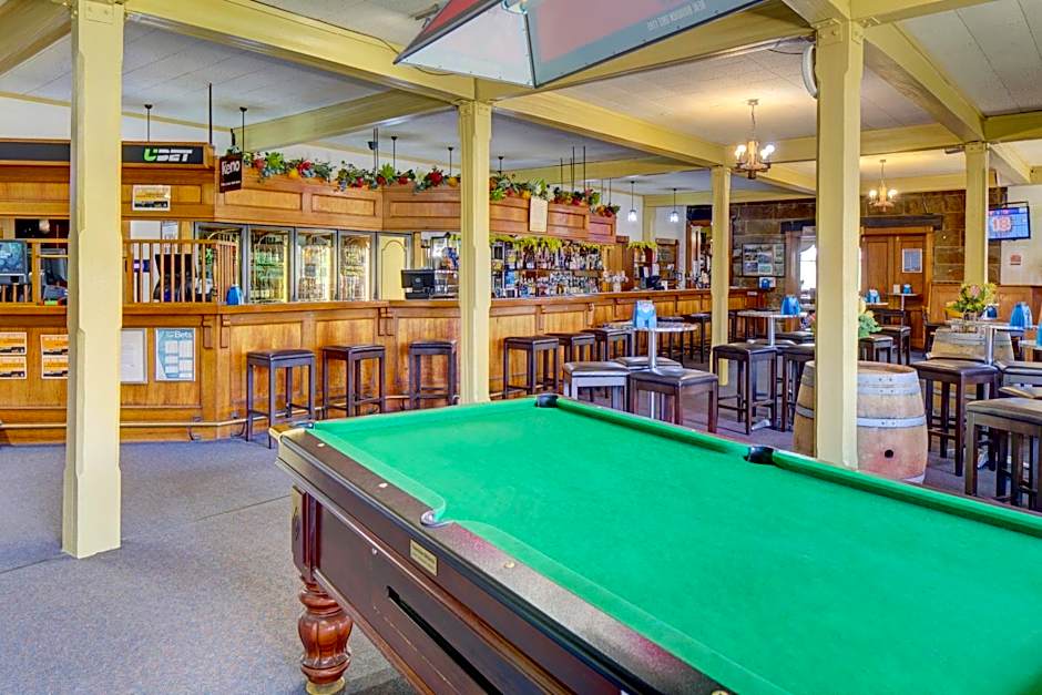 The Richmond Arms Hotel