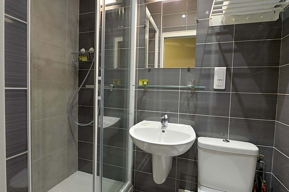 Hotel Du Quai De Seine