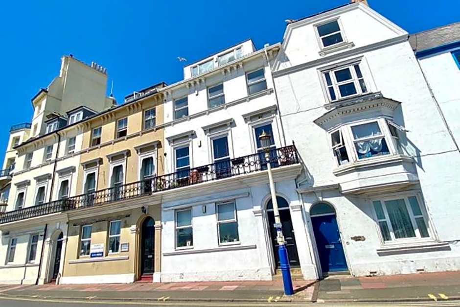 OYO Marine Parade Hotel, Eastbourne Pier