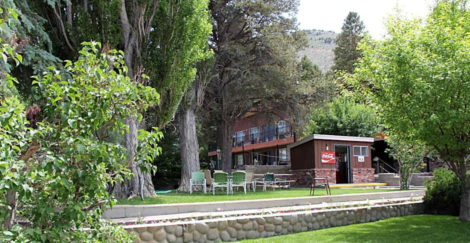 Lake View Lodge