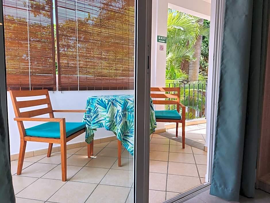 La Perla Holiday Apartments