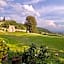 ISA-Farmhouse with swimming-pool in Chianti-area in the middle of Tuscan nature