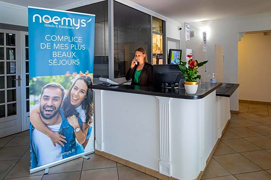 Logis Hotel Noemys pont de l'Etoile