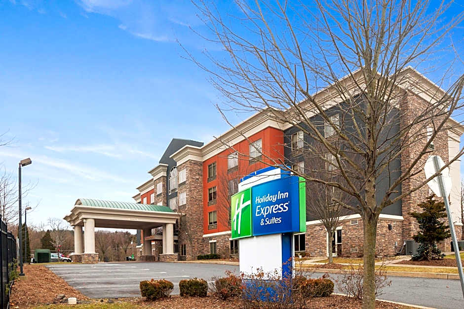 Holiday Inn Express and Suites - Stroudsburg By IHG