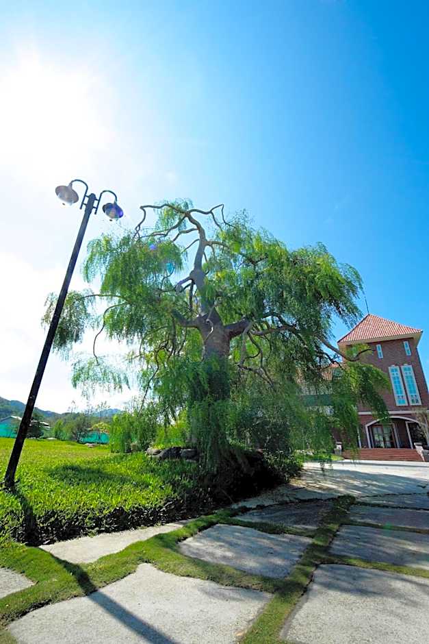 Schokolake Country House