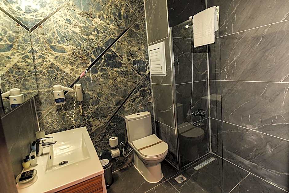 SIGNATURE GARDEN AVANOS Hotel & SPA