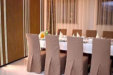 Hotel Lazur SPA & Conference