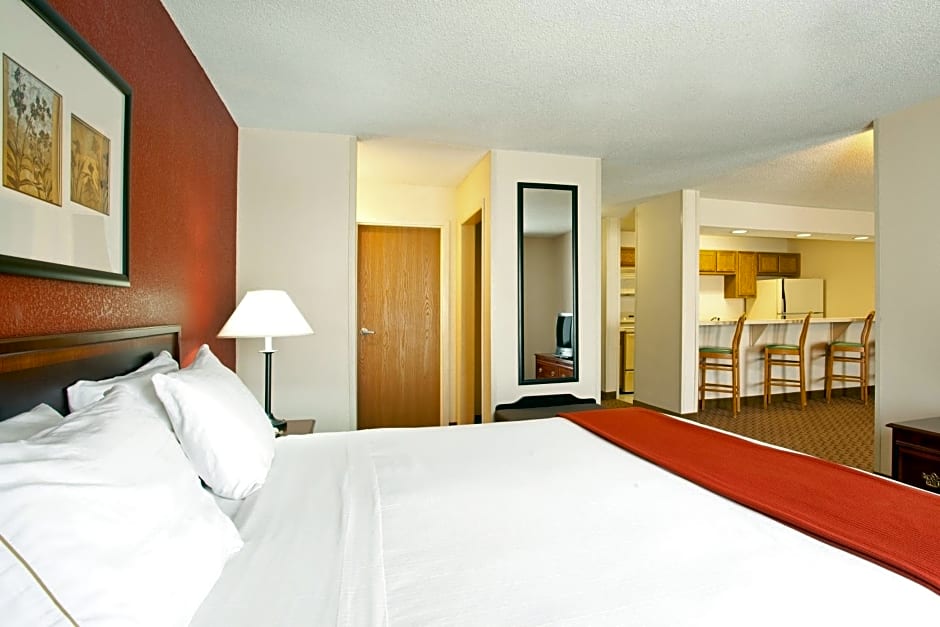 Baymont Inn & Suites Merrillville