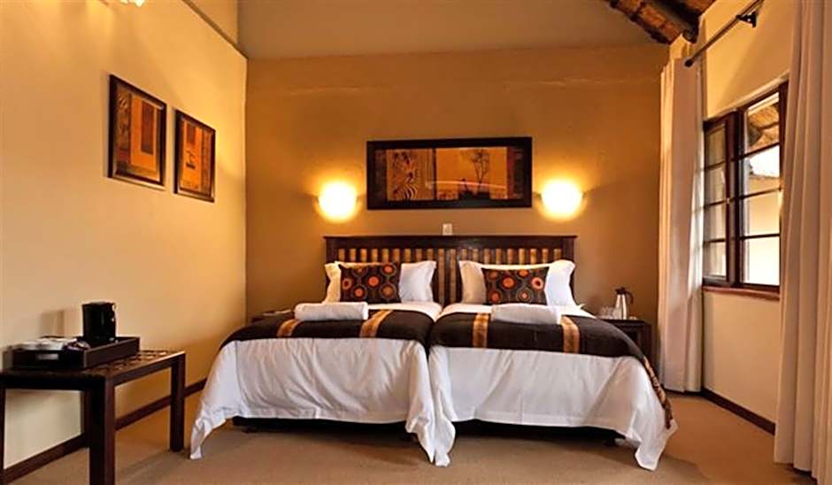 Hotel Numbi and Garden Suites