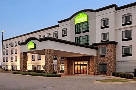 Wingate by Wyndham Bentonville