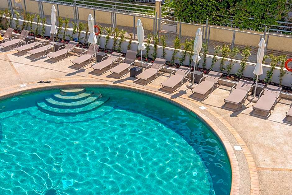 Elinotel Apolamare Hotel