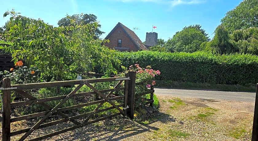 Sir Alfred Munnings Hotel