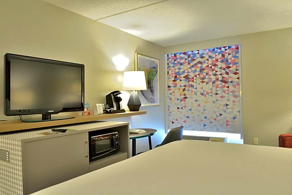Holiday Inn Hotel & Suites Rochester - Marketplace By IHG