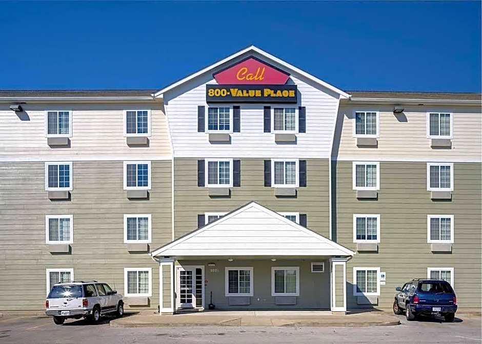 WoodSpring Suites Springfield