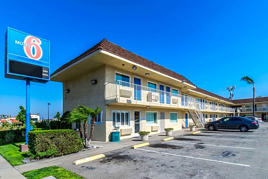 Motel 6 Ontario, CA - Airport