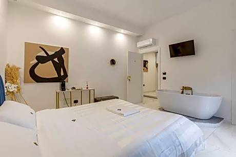 Two-Bedroom Deluxe Apartment
