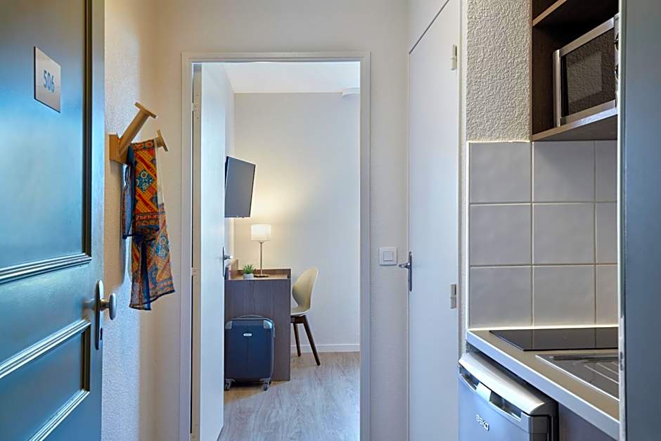 Adagio Access Poitiers Aparthotel