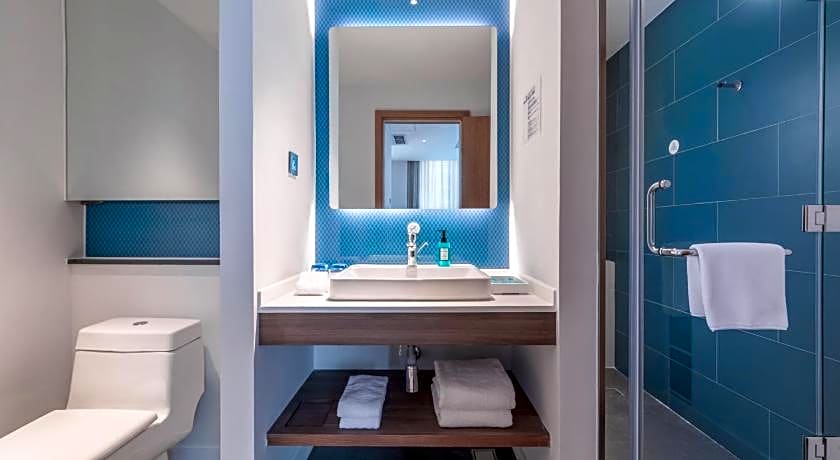 Holiday Inn Express Chongqing Zhongxian By IHG