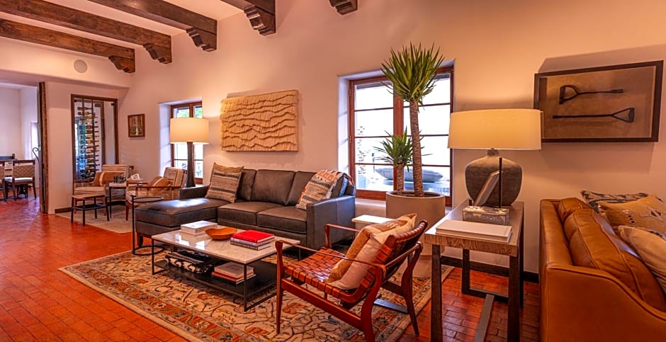 Piñon Court by La Fonda