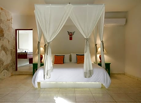 Petit Room with Terrace