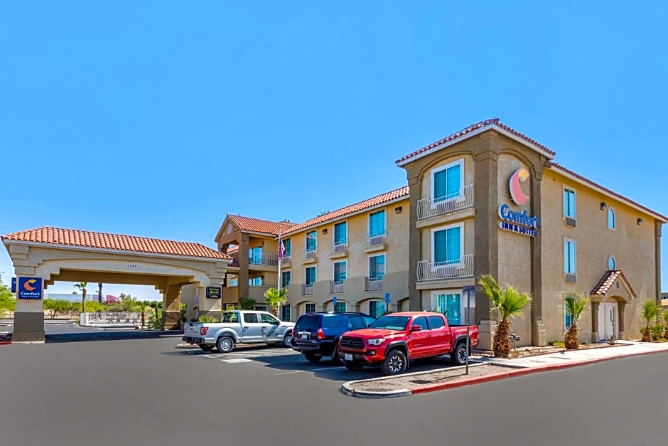 Comfort Inn & Suites El Centro I-8