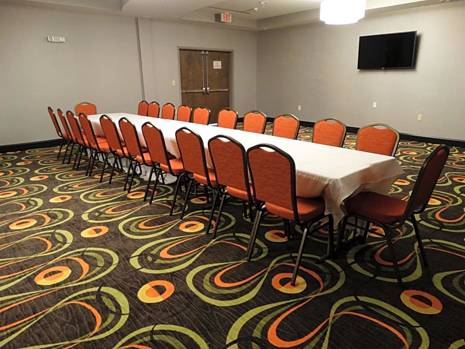 Holiday Inn Covington, an IHG Hotel