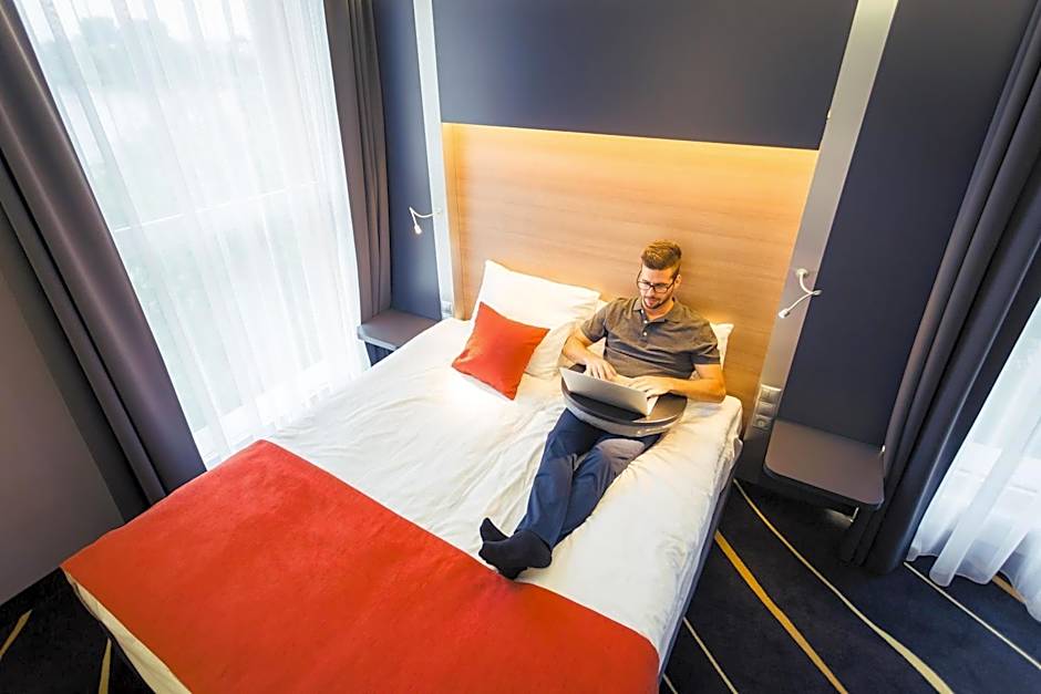 Best Western Plus Lakeside Hotel
