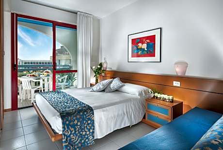 Comfort One-Bedroom Apartment (4 Adults)