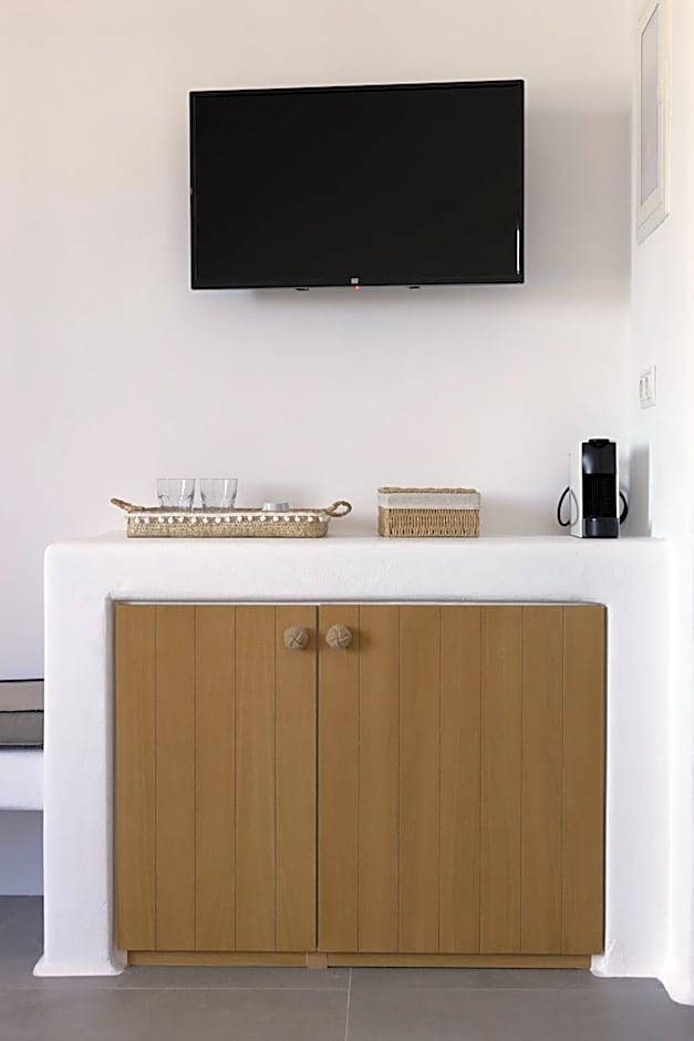 Archon Seaside Retreat