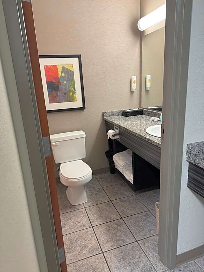 Comfort Inn Huntington near University area