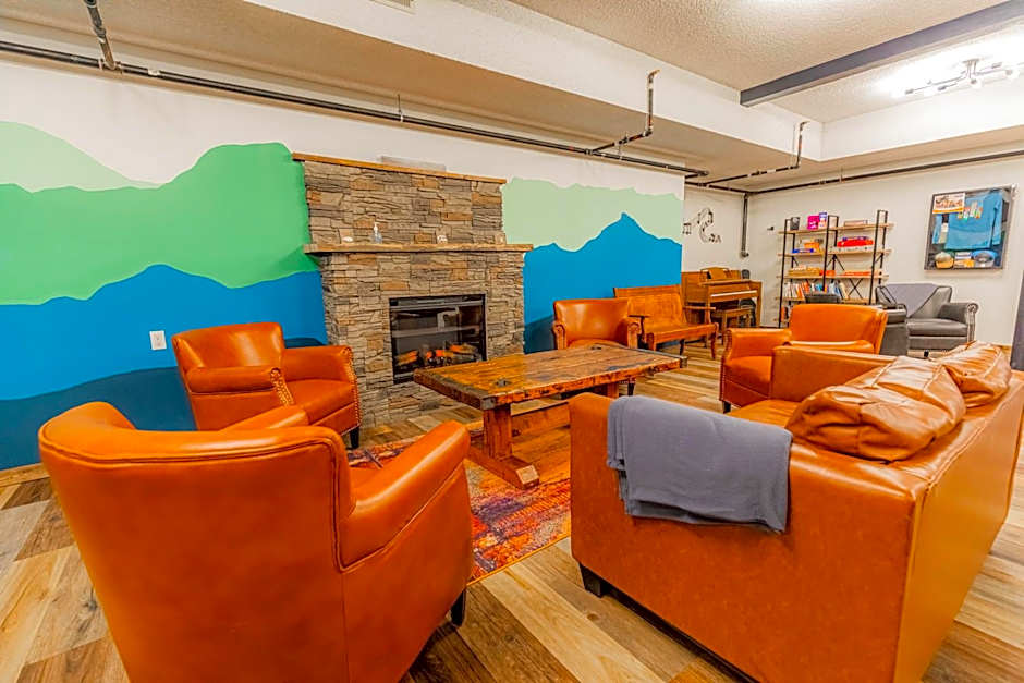 Pintler's Portal Hostel