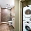 Spacious 4BR Luxury Condo Steps to French Quarter