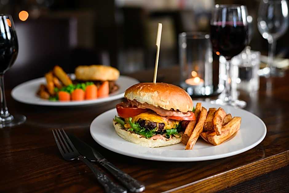 Buchanan Arms Hotel & Leisure, Sure Hotel Collection