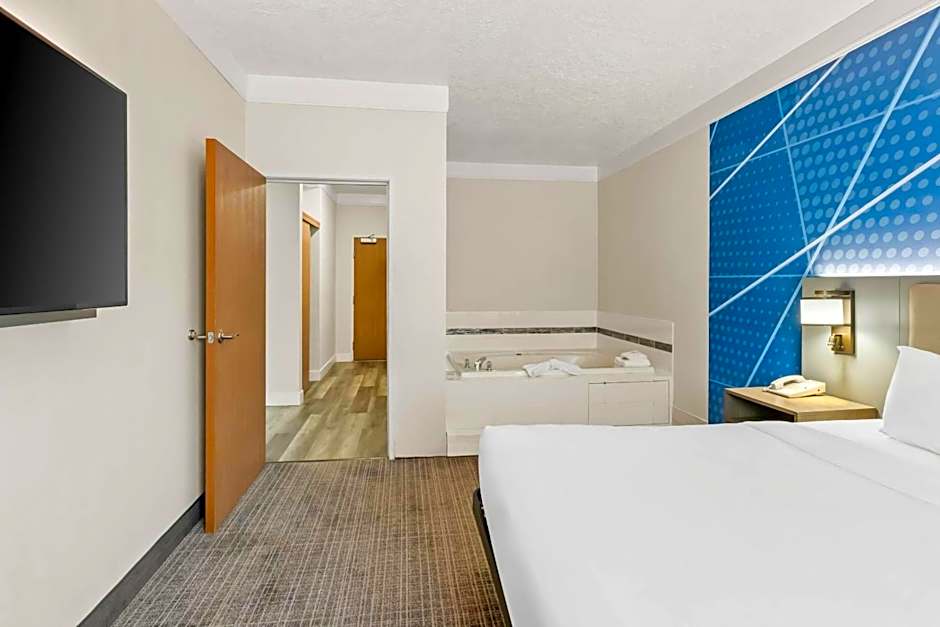 Comfort Suites Clackamas