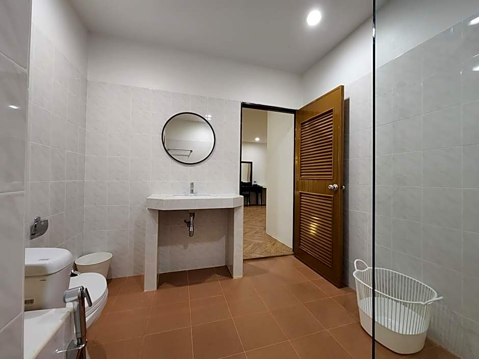 Hommory Residence - West Chalong