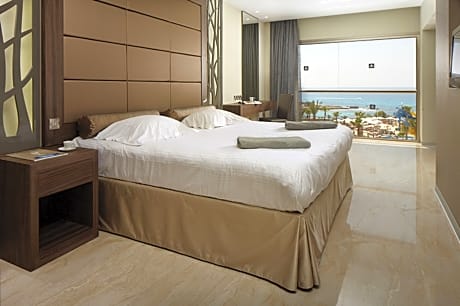 Suite Partial Sea View