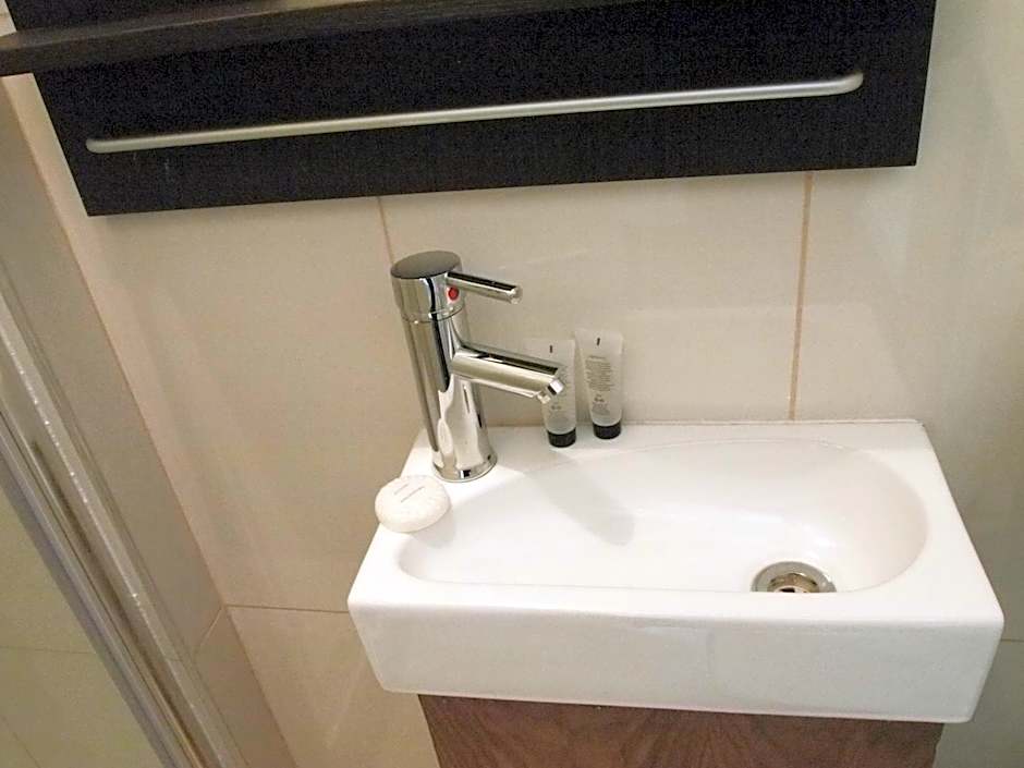 Earls Court Garden Hotel