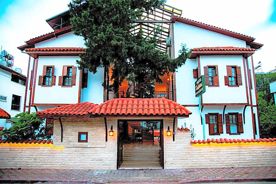 Photo 1 of 50 of Kaliptus Hotel